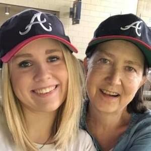 Meet your Posher, Monica